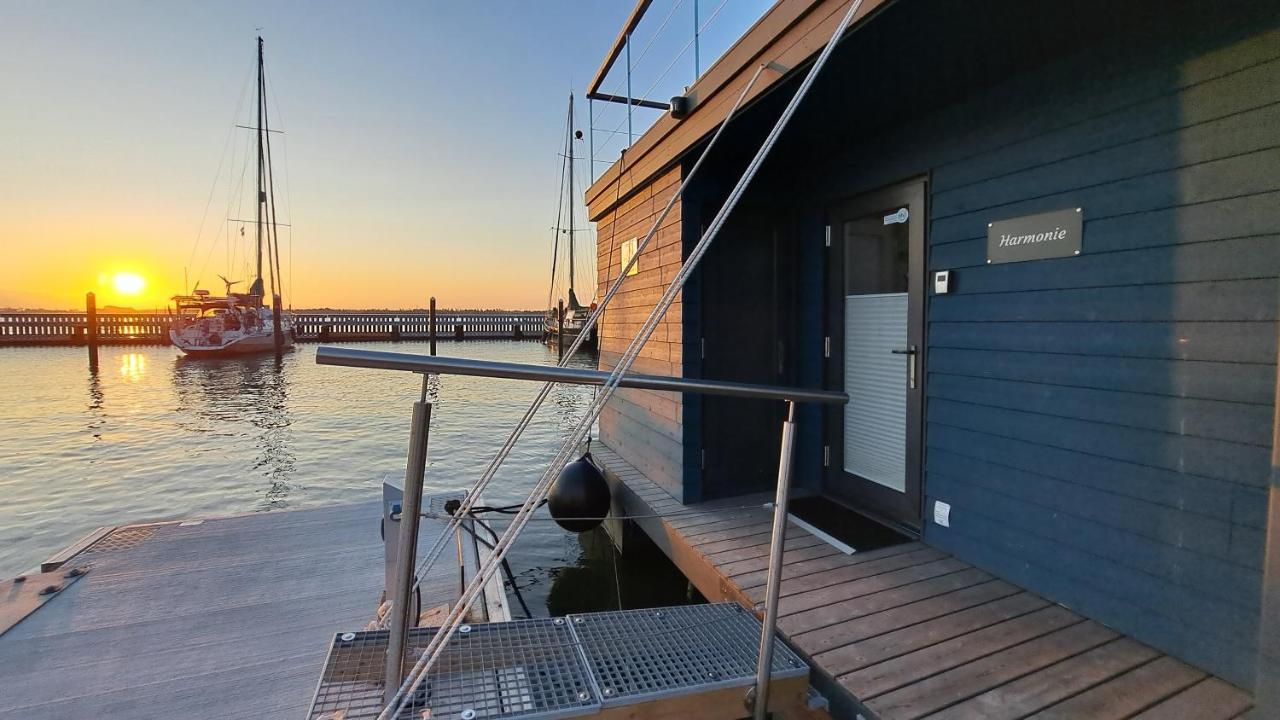 Hausboot Harmonie Hotel Stralsund Ngoại thất bức ảnh